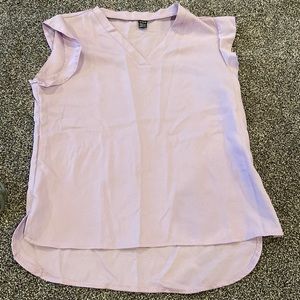 New Lavender ruffled sleeveless blouse. SZ LG